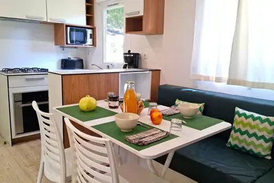 Mobil home climatisé - 4 pers.