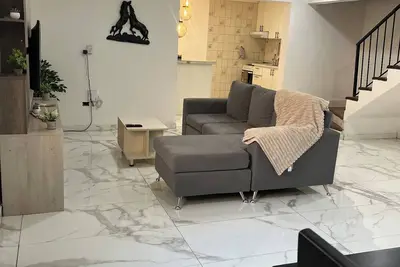 Image de Casa completa 2 habitaciones 2 baños a 7 minutos del aeropuerto y 5 de la ciudad