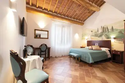 Image de Dimora Petrucci luxury vacation rental in the heart of Montepulciano