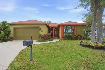 Image de New Coastal Chic 3br Retreat Mins to Ami Beaches