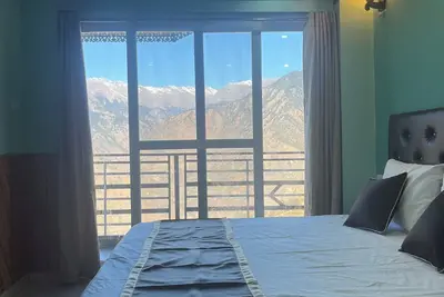 Image de Your home away from home in mountains.