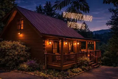 Getaway Cabin + Loft Oasis/Mountain View
