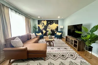 Image de 3br Rockford Getaway w/ Game Room-Prime Location Near Everything