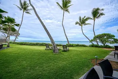 Image de Oceanfront Two-Bedroom Condo, Steps from the Sand and Pool