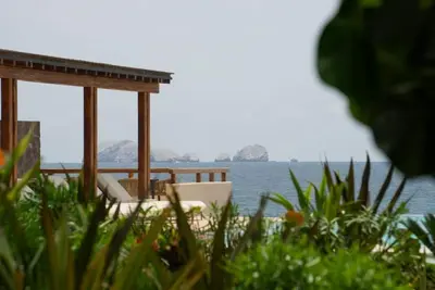 Image de Oceanfront living with terrace I Long stays welcome