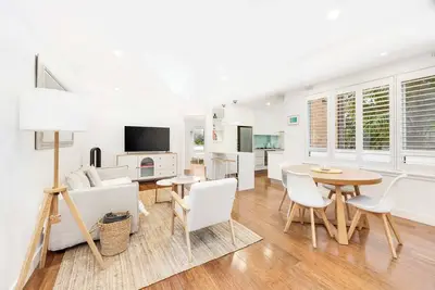 Image de Beachside Bliss, Bondi Beach with Parking