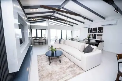 Image de Luxury 3 Br, Ocean view, With Pool, 15 mins from Pos