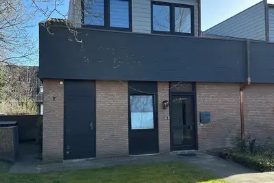 Image de Cozy vacation apartment near the beach & town center