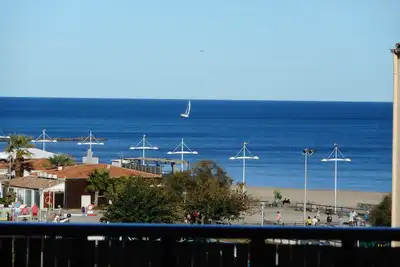 Image de Cap D'Agde - Vue Mer - parking privé - plage à 50m- commerces - situation idéale
