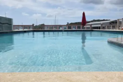 Image de Waterfront condo with pool, beach 1 minute walk, in Lans Euxpines