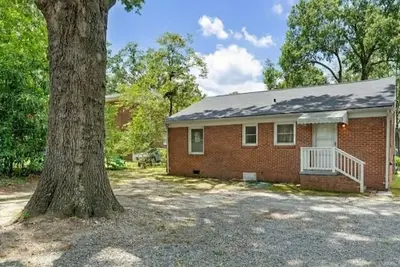 Image de Buchanan 2br at Duke East Campus