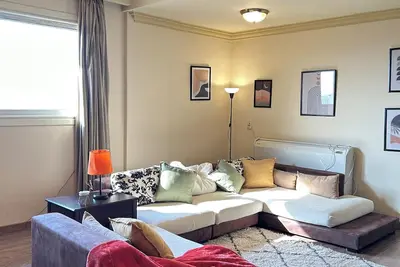 Image de Top Floor 2br Apartment with Stunning City Views