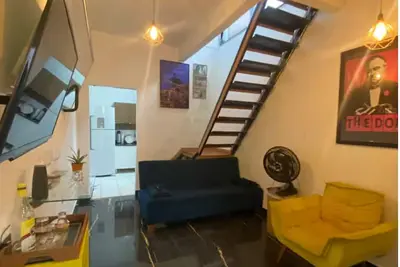 Image de Triplex apartment near the city center with a view of Christ the Redeemer in the distance.