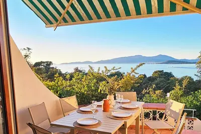 Plage de Mare e Sole  à 100 m