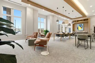 Image de Charming & Airy Two Bedroom Two Bathroom