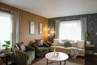 Charming Urban Cottage