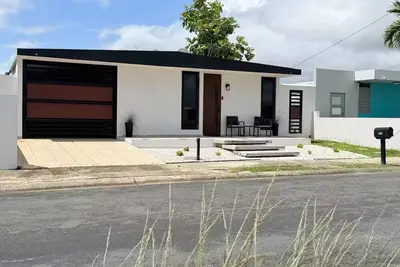 Image de Humacao House with Lake and Beach