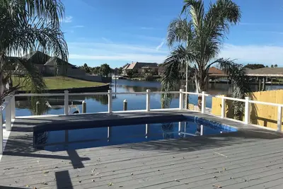 Image de French Quarter Festival Rental Near New Orleans with Pool and Boat Dock