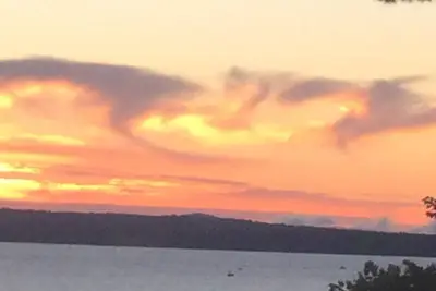 Image de Sunrise Views of Lake Winnipesaukee from Your Private Deck - Weekly Lake Retreat