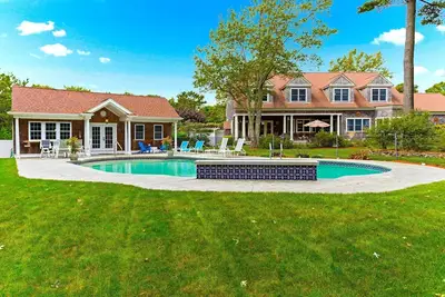 Image de Sagamore Sanctuary! ~ Outdoor Oasis ~ 1. 6 Private Acres ~ Close to Beaches