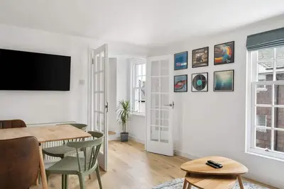 Image de Modern Mews House in Central Totnes