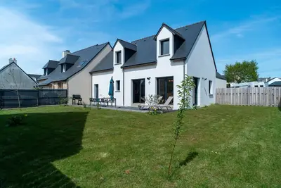 Image de La Petite Maison de la Presqu'île - Maison neuve avec terrasse et jardin