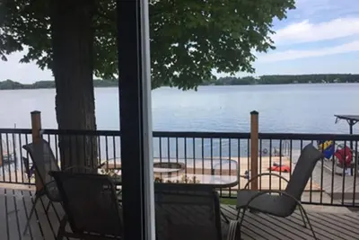 Image de Cozy Waterfront Cottage on Desirable Lake - 15min Drive to Sauble Beach