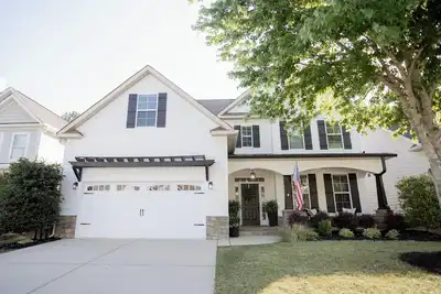 Image de Delightful Riverwood 5-bedroom house in Evans, Ga