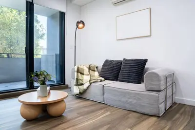 Image de A Quiet Urban Retreat in City