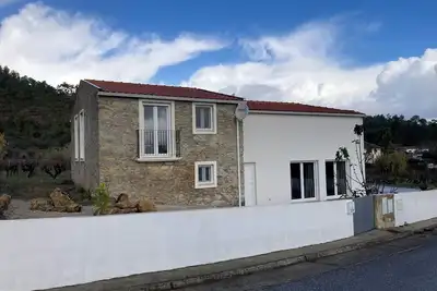 Image de Delightful 2-bedroom house in charming Coimbra District