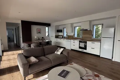 Image de Appartement avec terrasse - Proche mer et centre