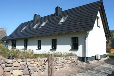 Image de Ferienidyll Strandstraße in Kölpinsee (Loddin) Main house and bungalow