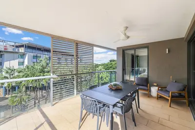 Image de Waterfront Palms Suite: 3 Bedroom apartment in convenient central location