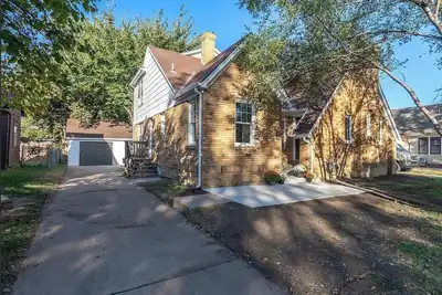 Image de Captivating Rose Cottage-3 King Beds-College Hill