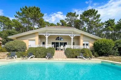 Image de Villa 4 chambres avec piscine privée
