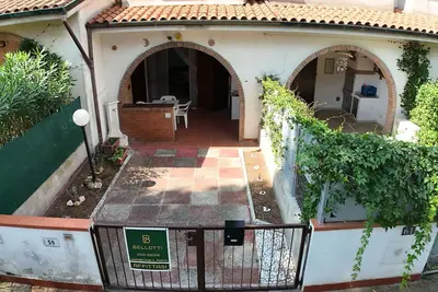 Image de Affittasi bilocale con giardino privato