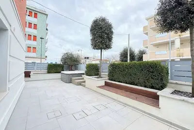 Image de Completely new house close to the sea