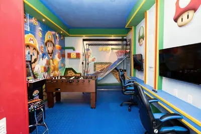Image de 6br Home w/ Pool, Theater & Game Room