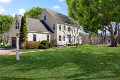 Image de Spacious Family Retreat, Near Beaches, Peaceful Setting