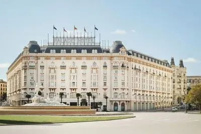 Image de Luxury 4-Bedroom Cibeles Exclusive Apartment in the Heart of Madrid