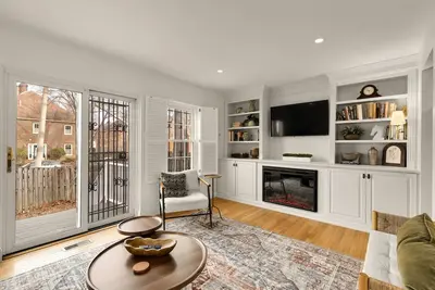 Image de Your Old Town Home Away From Home