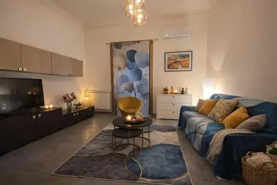 Image de Little Cassaro. Cozy self-contained apartment in the city center