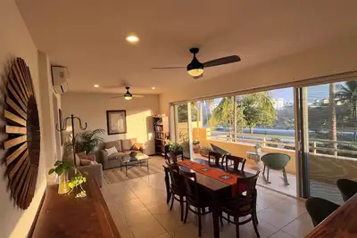 Image de Bright and airy 2br/2ba Nueva Vallarta condo with beach access