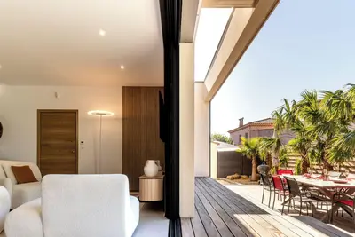 Image de 2 Villas • Plage • Piscines • Groupe