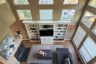 Image de Light-Filled Smyrna Retreat / Desk /Sleeps 5