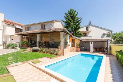 Image de Villa avec piscine