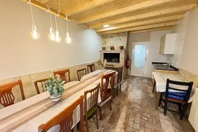 Image de Chalet « Casa Rural La Abuela », Wi-Fi, climatisation, jardin et barbecue