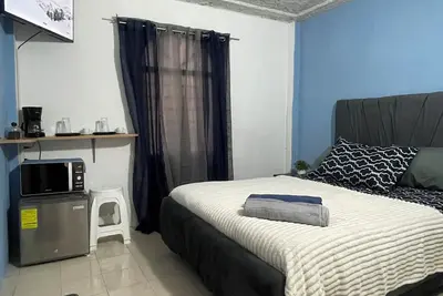Image de Beautiful Suite in front of the airport