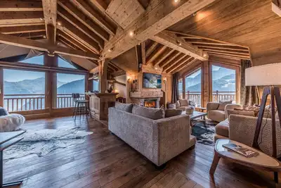 Image de Courchevel 1850: Appartement ski-in/ski-out, 3 chambres, Wi-Fi, parking
