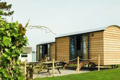Image de Enjoy glamping in Penberth! Beautiful sea views, peace & calm. Sleeps up to four